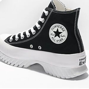 Converse Chuck Taylor All Start Lugged 2.0 Black & White High Top Shoes - Sz 10